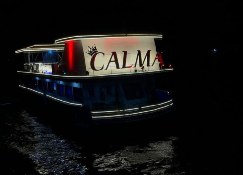 Calma Private Boat